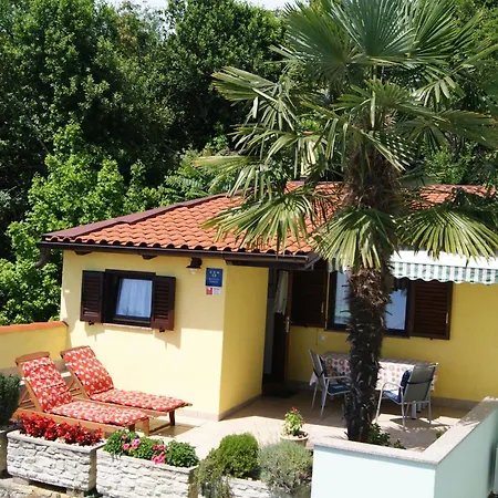 Casa Vacanze Apartment *